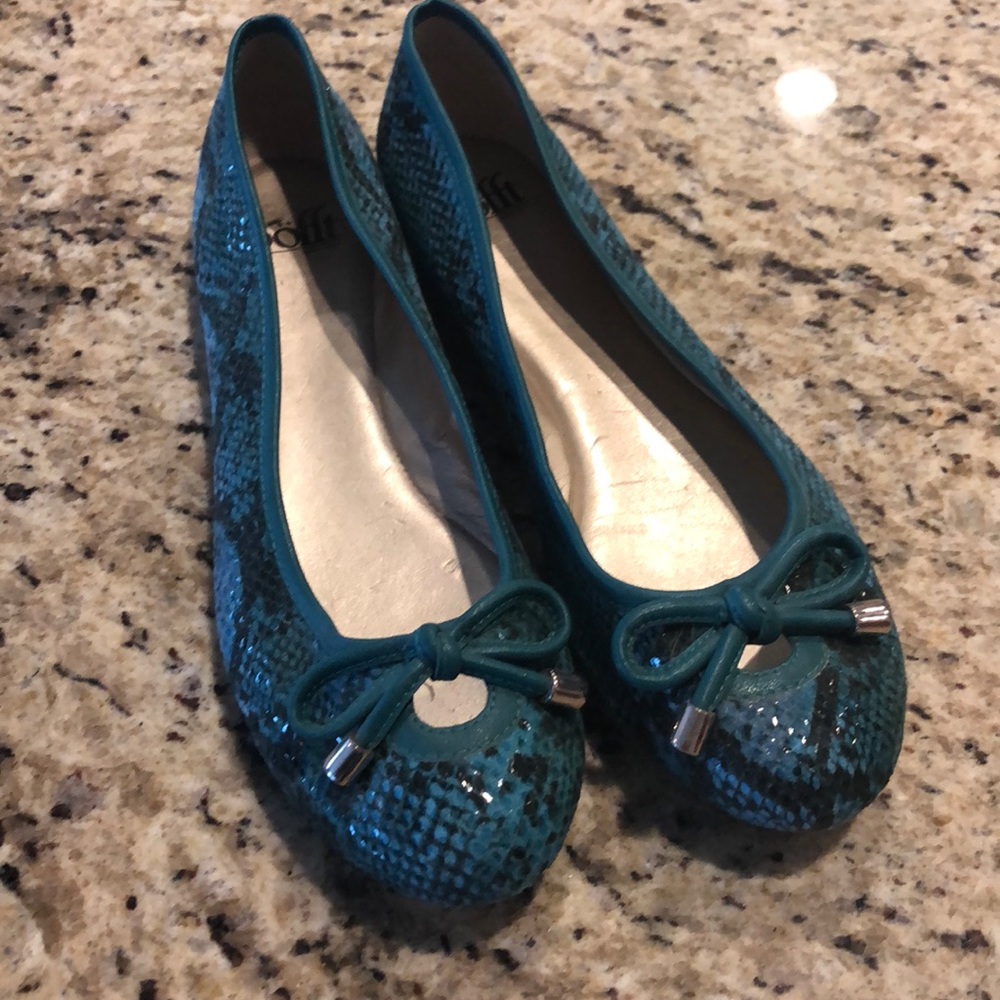 Teal flats